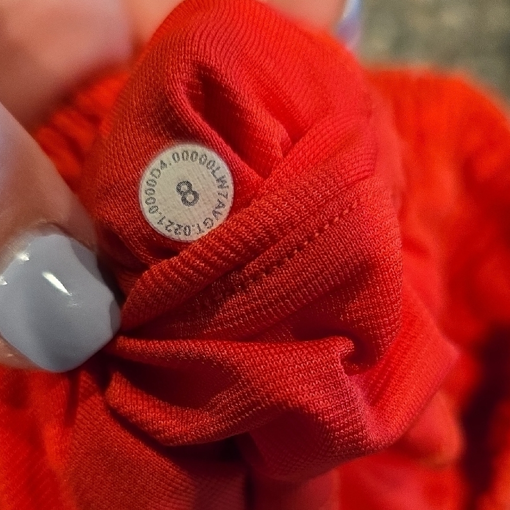 Lululemon LR Hotty Hot II Shorts - Picture 6 of 10